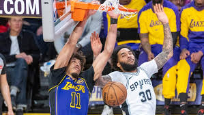 的表演賽 的表演賽